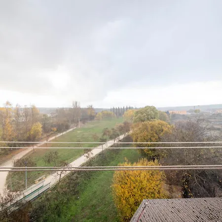 Historic Village Escape In Appartamento El Burgo De Osma