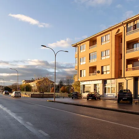 Apartamento Historic Village Escape In *