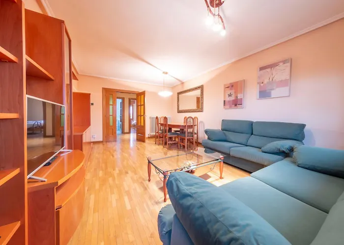 Historic Village Escape In 엘부르고데오스마